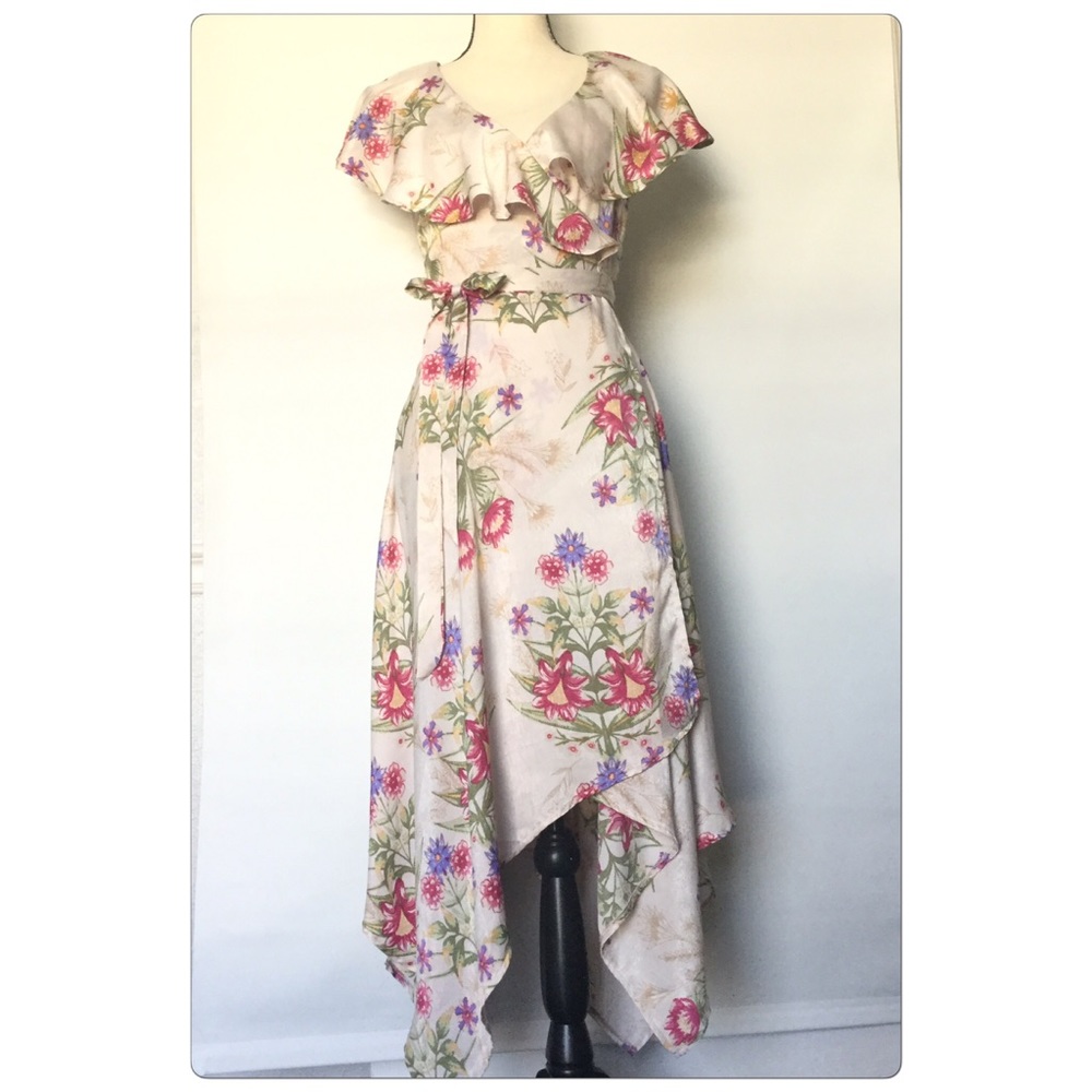 Floral Pattern Wrap Dress